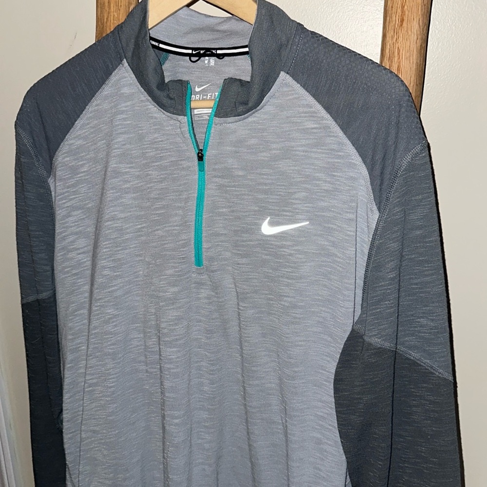 Nike Running DriFit Light weight performance jacket